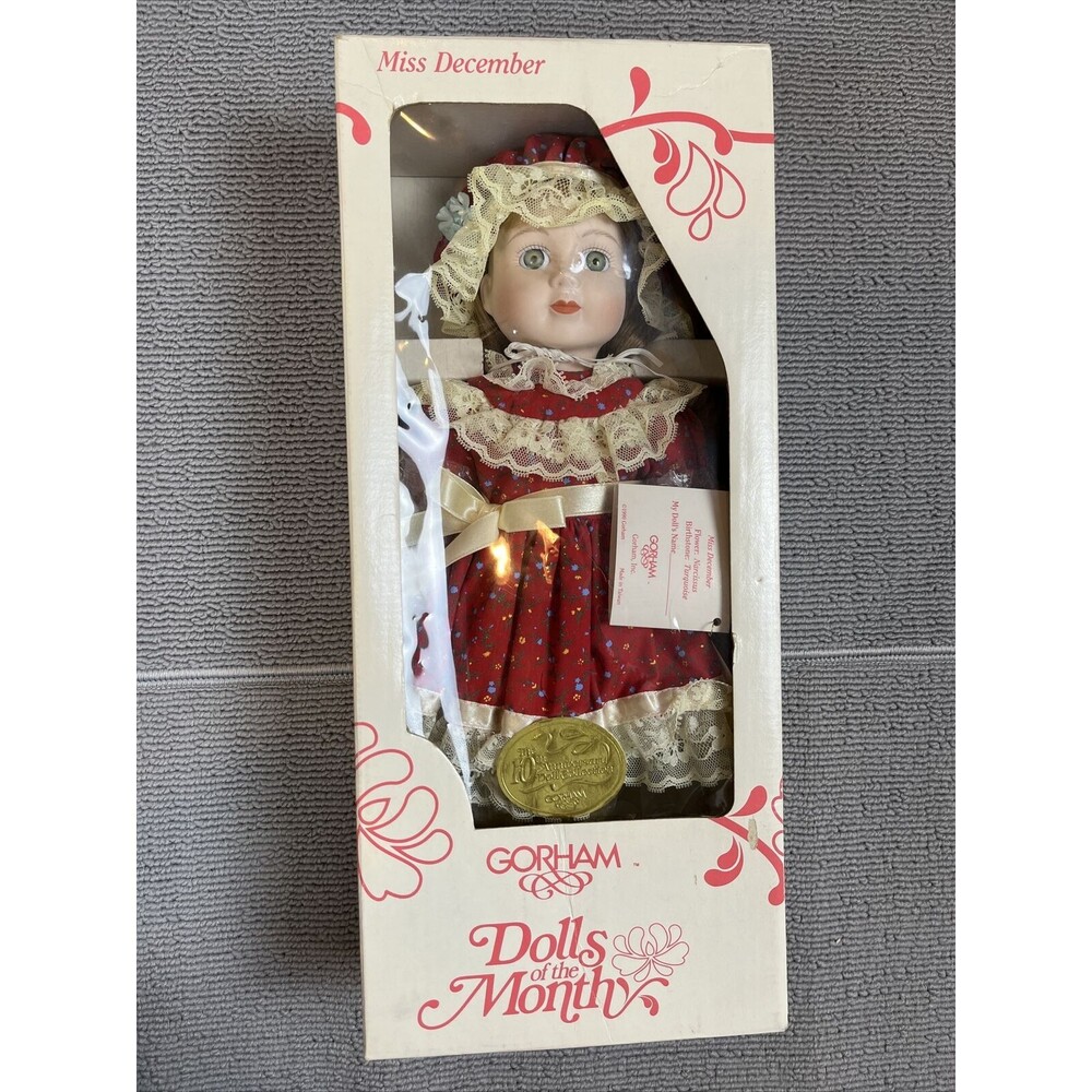 VTG NWT GORHAM Dolls of the Month 1990‎ Porcelain Miss December 15" Tall RARE